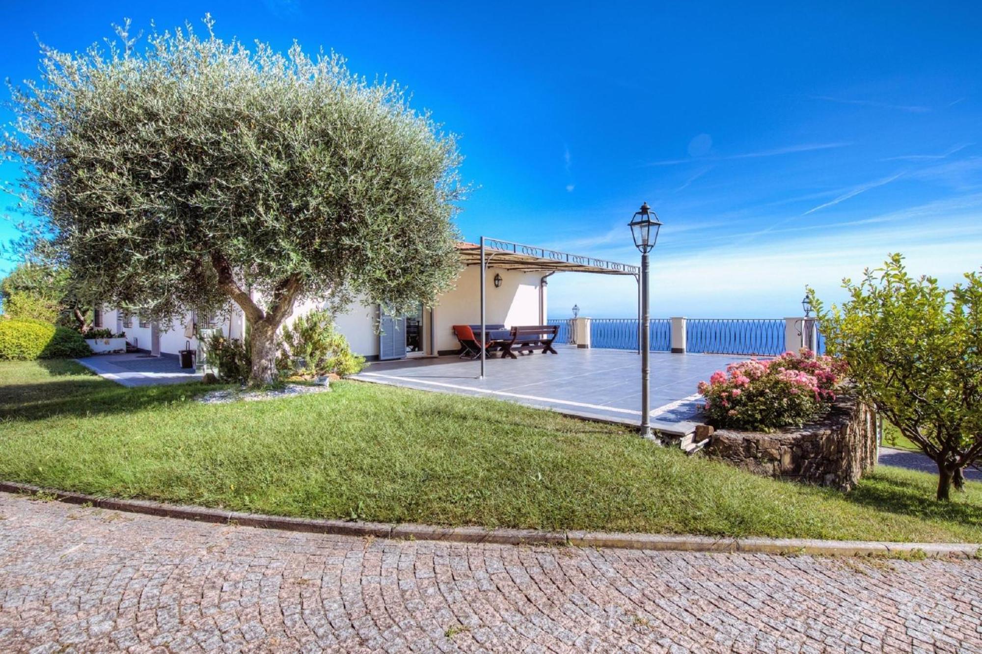 Villa Lucia Riviera Dei Fiori Pool - Happy Rentals San Remo Exterior foto