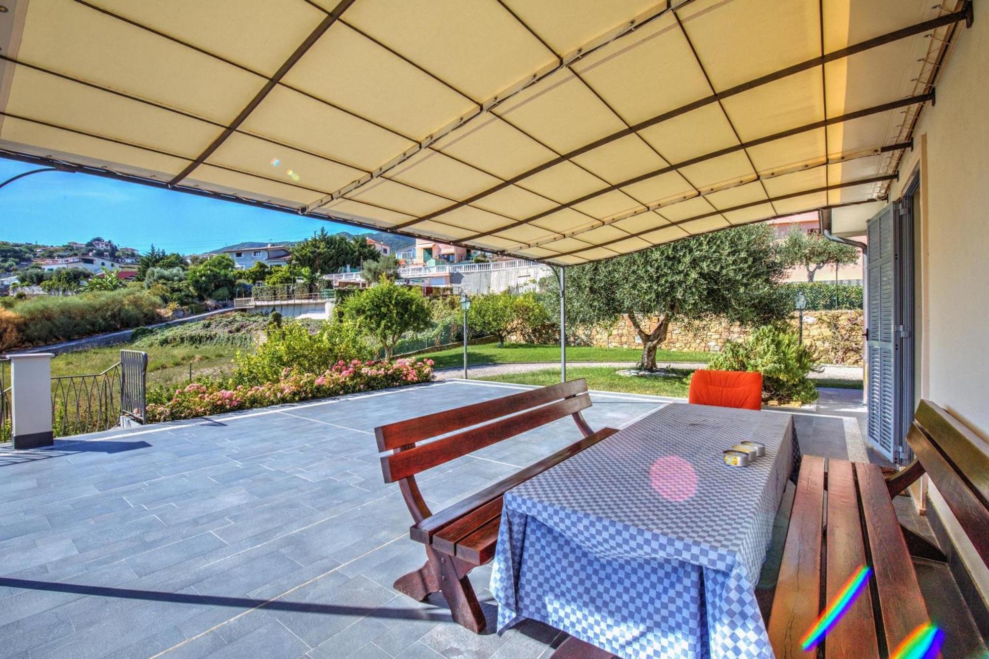 Villa Lucia Riviera Dei Fiori Pool - Happy Rentals San Remo Exterior foto